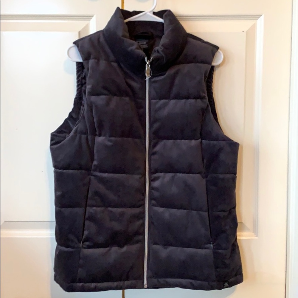 Super comfy and warm dark grey vest.